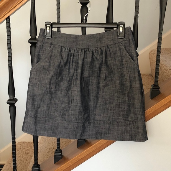 😍 ADORABLE Denim Patterned Skirt - Size M 😍 - Picture 1 of 5